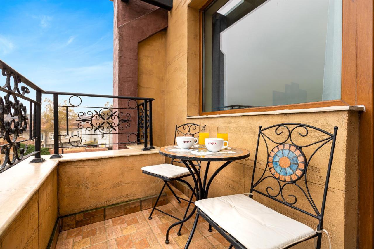 The Walnut 2Bd Apartment Пловдив Екстериор снимка