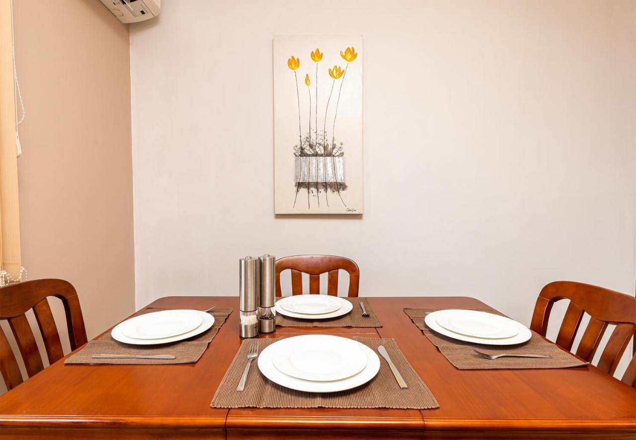 The Walnut 2Bd Apartment Пловдив Екстериор снимка