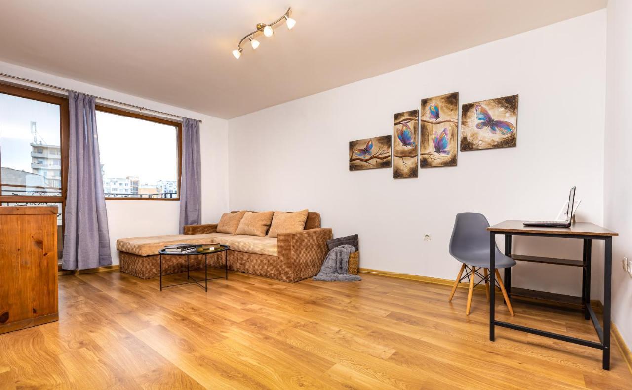 The Walnut 2Bd Apartment Пловдив Екстериор снимка